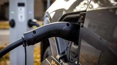 Laadkabel vastgevroren: dit moet je absoluut niet en wel doen