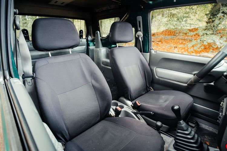 Lada Niva Suzuki Jimny offroaders terreinwagens offroad occasion occasions