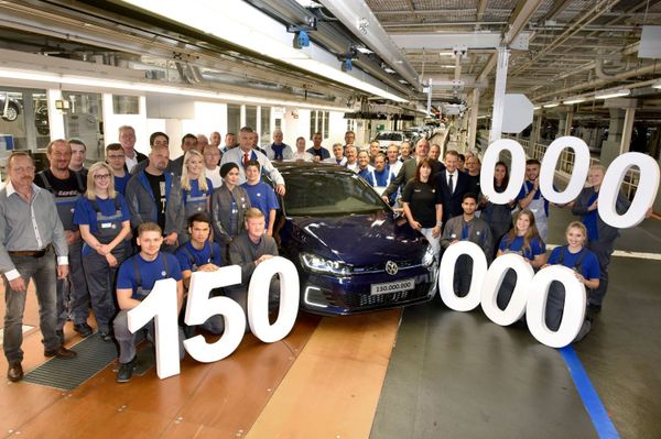 Produktionsjubiläum: 150-millionster Volkswagen heute im Stammwerk Wolfsburg vom Band gelaufen