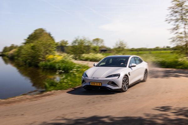 Duurtest BYD Seal: grote update duurt anderhalf uur