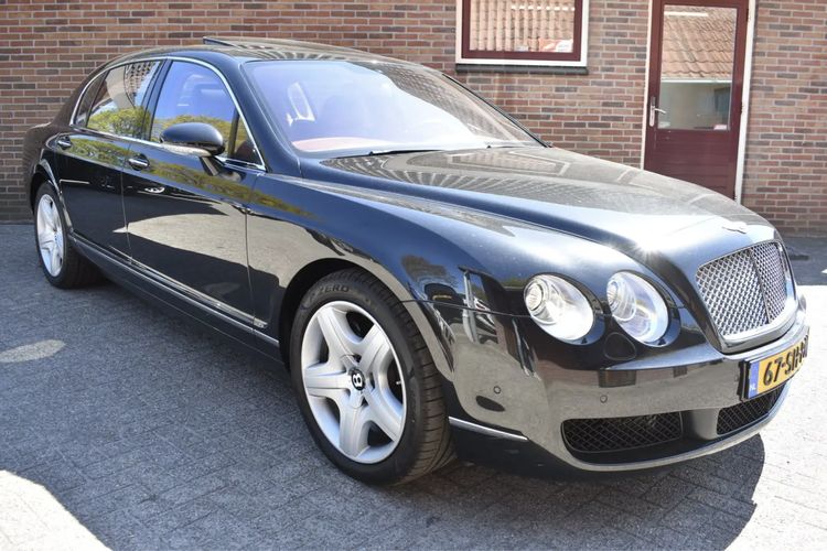 Bentley Continental Flying Spur occasion tweedehands auto VW Volkswagen ID.Polo