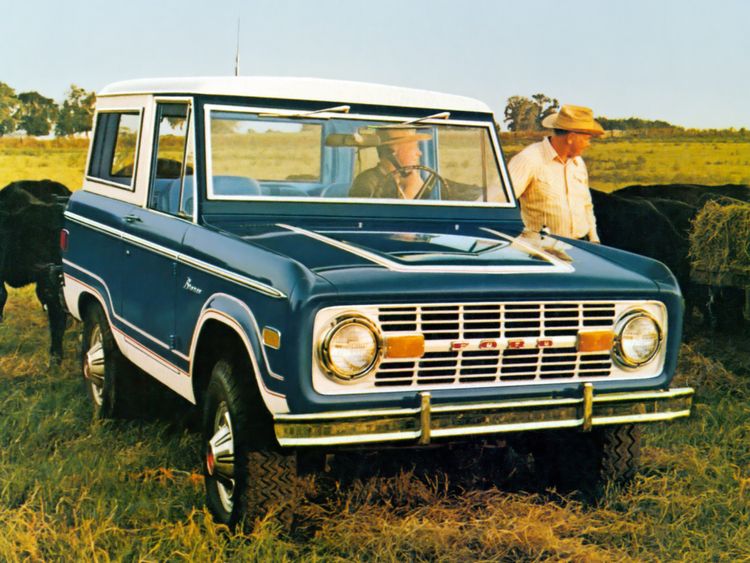 ford_bronco_wagon_3