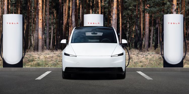 Tesla Model Y Standard Long Range Achterwielaandrijving