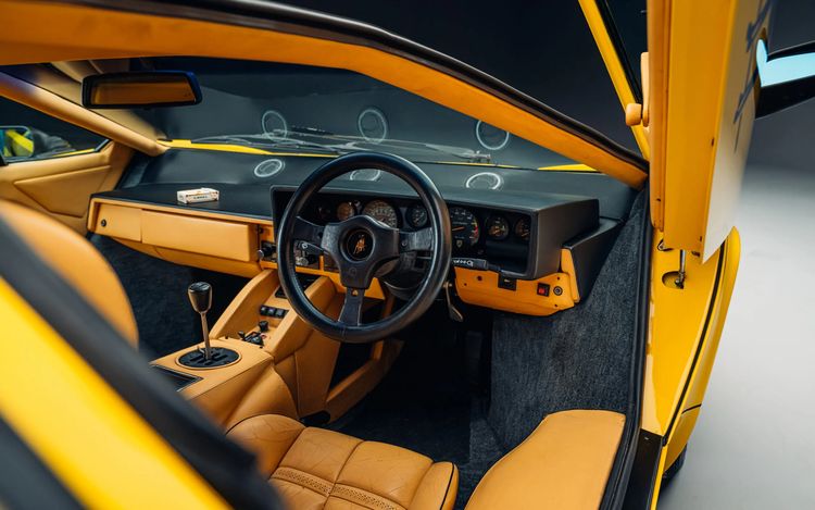 Lamborghini Countach en Lotus Type 102