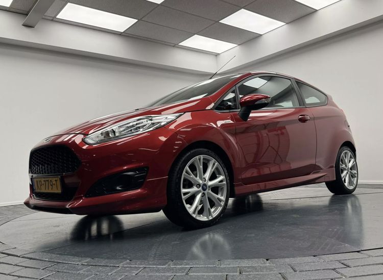 Ford Fiesta occasion tweedehands auto hatchback