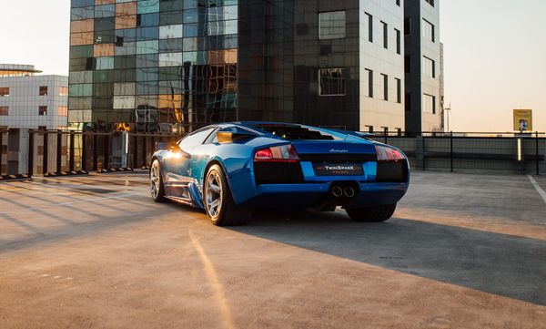 Lamborghini Murciélago occasion supercar tweedehands auto V12 Porsche 911