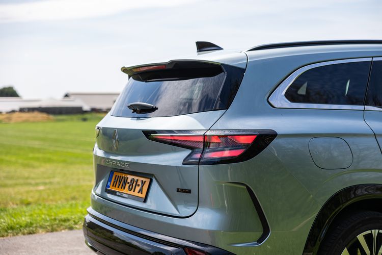 Achterzijde van de Renault Espace