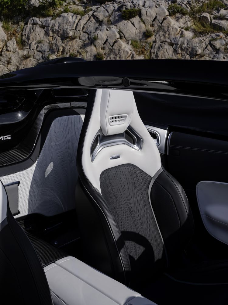 Straatlegale sportwagen mercedes PureSpeed Formule 1-halo