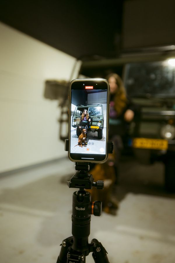 Robin (26) begon zonder ervaring overlanders te bouwen: 'Waar ben ik aan begonnen?'