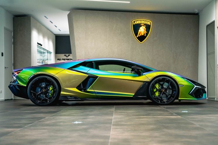 Lamborghini Revuelto occasion