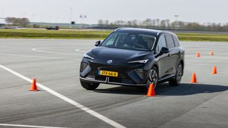 MG S6 vs. Opel Grandland: welke SUV is het best?