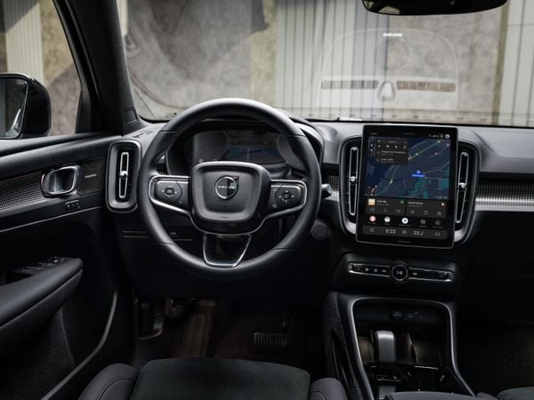 Volvo XC40/EX40