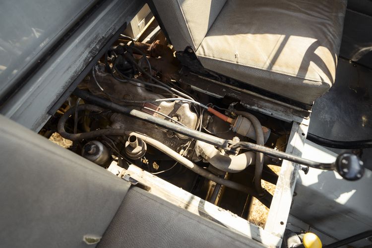 Eelco heeft een vergeten Land Rover uit 1969: 