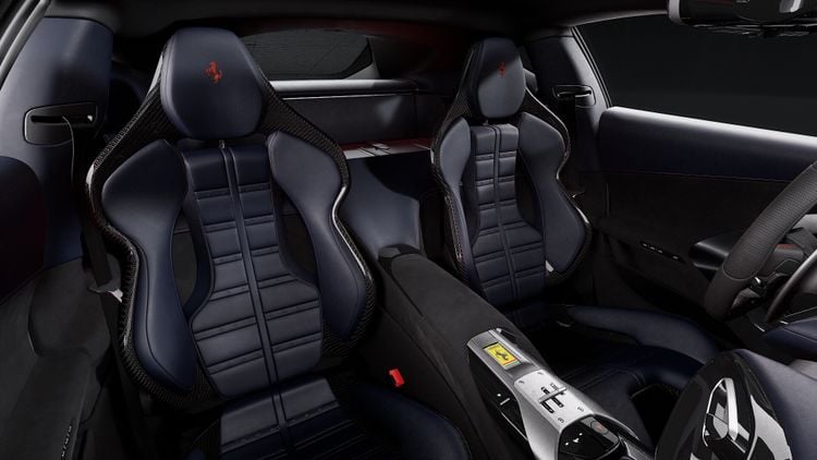 Duik in de prijslijst Ferrari 12Cilindri