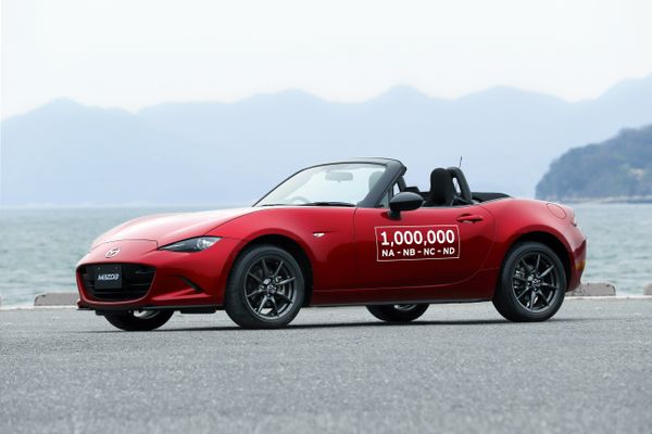 Mazda MX-5 1 miljoen - Autovisie.nl