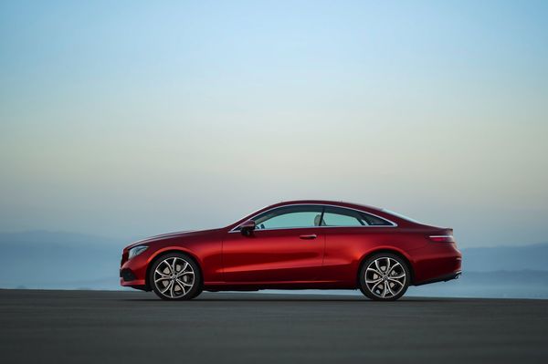 mercedes-benz-e-klasse-coupe-17-autovisie-nl