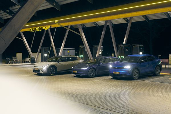 3 populaire elektrische auto's getest: zo ver kom je in 2026 echt op een volle accu