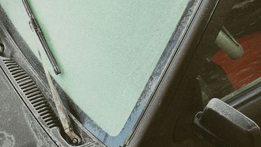 ijskrabber autoruiten bevroren krabben