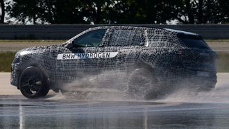 Deze BMW kun je ook met waterstof-techniek bestellen, BMW iX5, waterstofauto