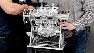 Benzine, diesel én waterstof: Is deze tweetakmotor is de toekomst?