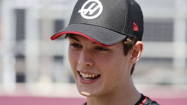 epa11605342 British driver Oliver Bearman of Haas F1 Team reacts before the 2024 Formula One Grand Prix of Azerbaijan, at the Baku City Circuit in Baku, Azerbaijan, 15 September 2024.  EPA/YURI KOCHETKOV