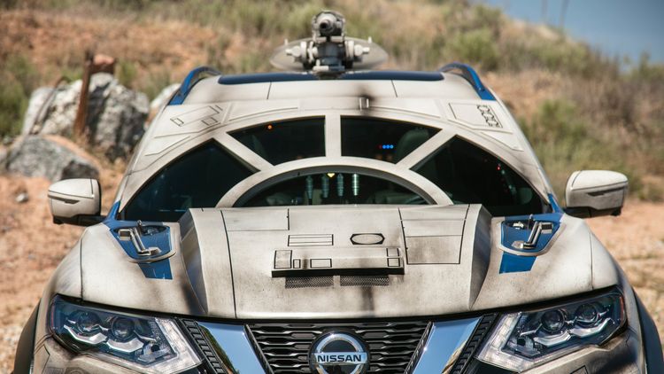nissan-rogue-star-wars-themed-show-vehicle-1-1