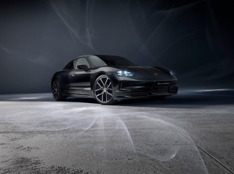 Porsche Taycan Black Edition