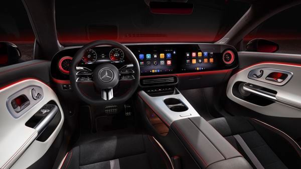 Mercedes-Benz CLA EV elektrische auto hybride