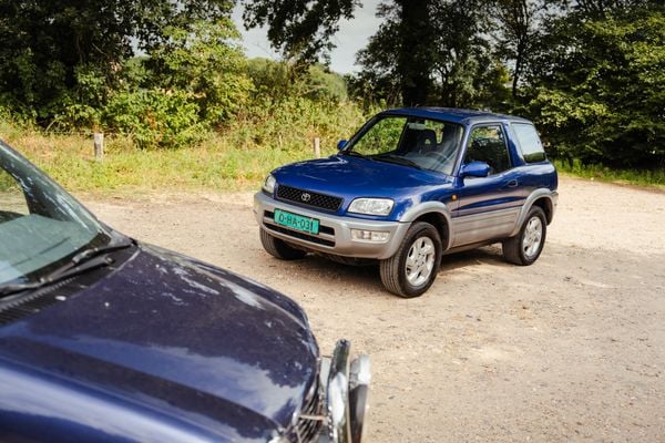 Daihatsu Terios Toyota RAV4 FunCruiser tweedehands auto occasion 4x4 offroad offroader softroader terreinwagen