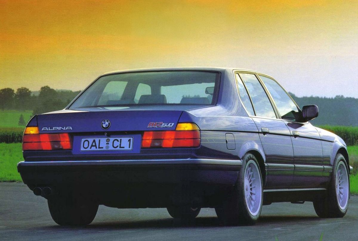 Мотор Alpina v12 BMW