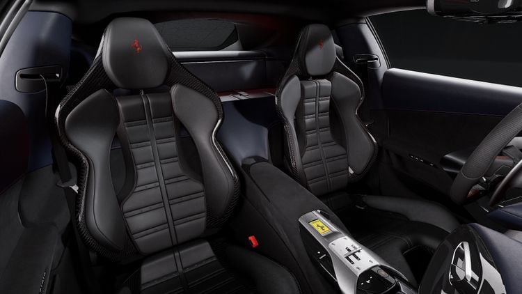 Duik in de prijslijst Ferrari 12Cilindri
