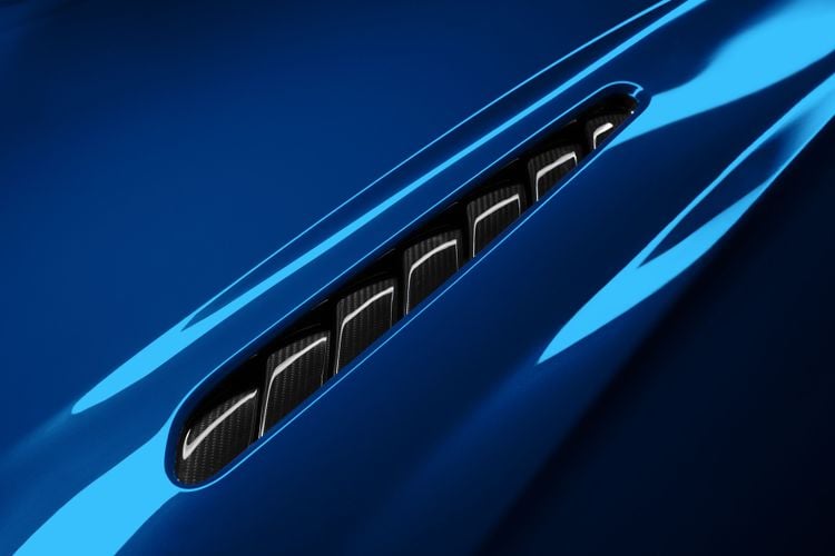 Nieuwe Aston Martin DB12 S is ultieme James Bond-auto