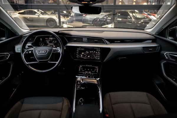 Audi e-tron SUV elektrische auto EV tweedehands auto occasion