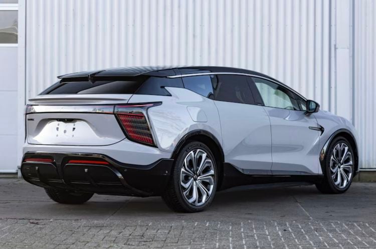 HiPhi X occasion tweedehands auto MPV Chinese auto te koop Nederland luxe