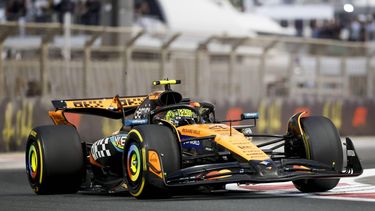 ABU DHABI - Lando Norris (McLaren) in actie op het Yas Marina Circuit tijdens de Abu Dhabi Grand Prix. ANP SANDER KONING