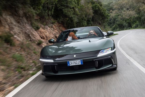 Ferrari 12Cilindri Spider: V12 met 9500 toeren
