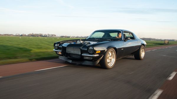 Chevrolet Camaro Chevy OM606 diesel dieselmotor turbo turbodiesel Mercedes-Benz engineswap