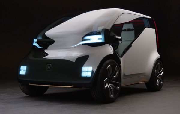 Honda Introduces "Cooperative Mobility Ecosystem" at CES 2017
