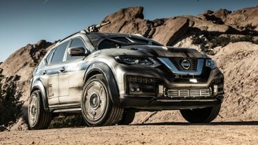 nissan-rogue-star-wars-themed-show-vehicle-11-1