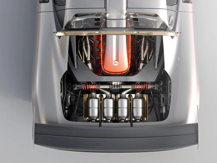 Deze V12-supercar weegt slecht 957 kg en kan nu van jou zijn