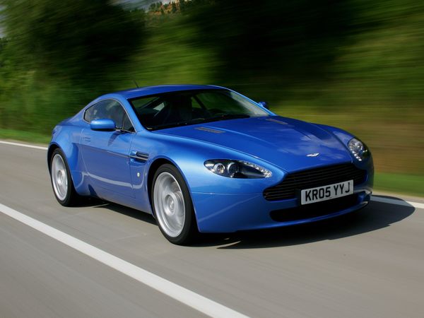 Aston Martin Vantage occasions
