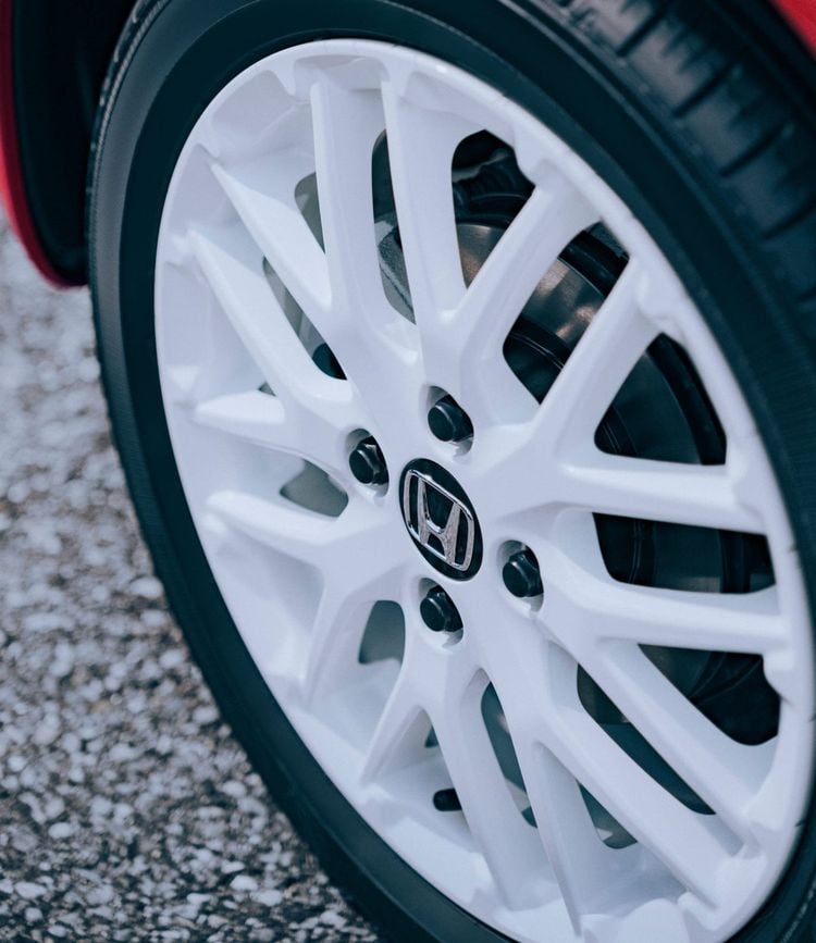 Geen geld voor een Type R? Deze 10.000 euro baby-hot hatch is alles wat je nodig hebt