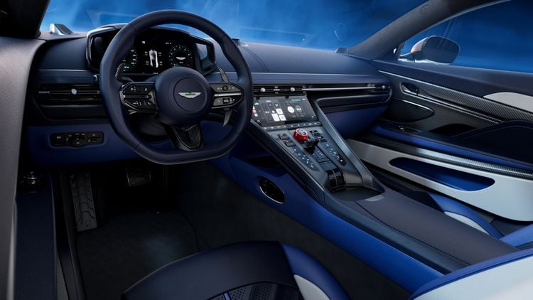 Aston Martin DB12 S interieur