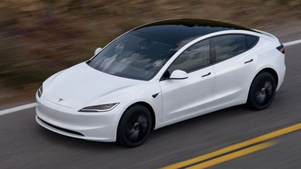 Tesla Model 3 Standard