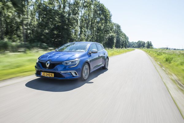 megane-gt-1