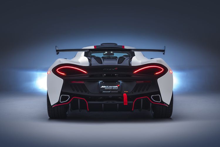 McLaren MSO X - 08 Anniversary White_Red and Blue Accents - 05