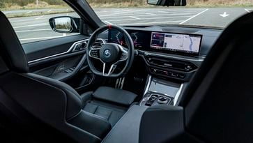 BMW i4 vs. Polestar 4: deze premium EV is het best