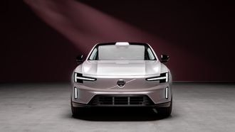 Volvo ES90