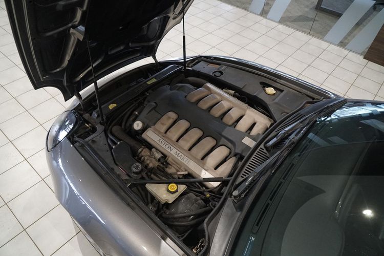 Aston Martin rijden voor het geld van een Golf: deze occasion kan het