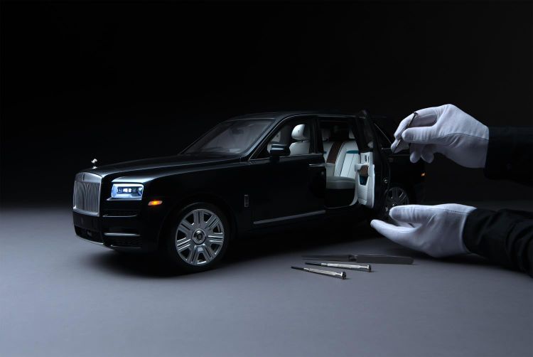 Rolls Royce Cullinam scale 1/8 4
